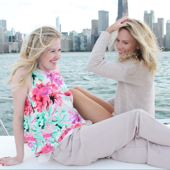 Tops - C&E • Floral Tank